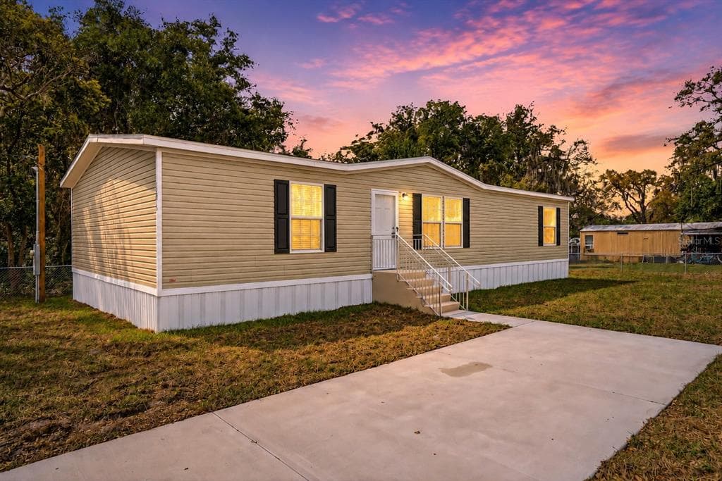12015 Westbay Avenue, New Port Richey, FL, 34654