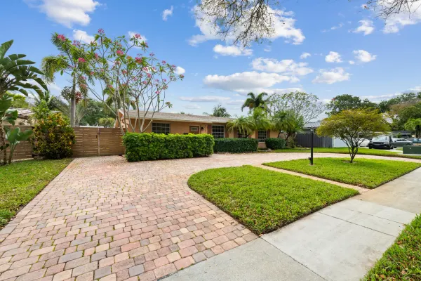 5018 SW 91st Terrace, Cooper City, FL 33328