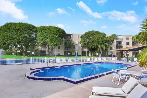 300 Waterway Drive S 407, Lantana, FL 33462