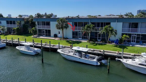 121 Wettaw Lane Unit 110, North Palm Beach, FL 33408