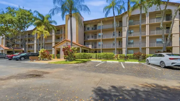 1200 SW 124th Terrace 208o, Pembroke Pines, FL 33027