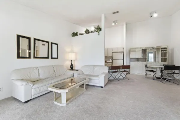 6519 Chasewood Drive E, Jupiter, FL 33458