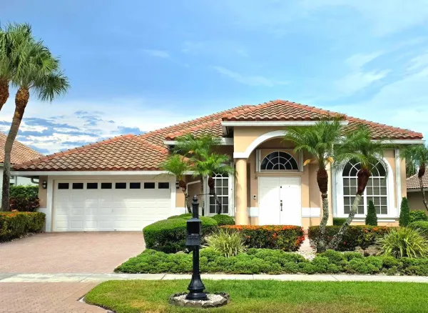 10653 St Thomas Drive, Boca Raton, FL 33498