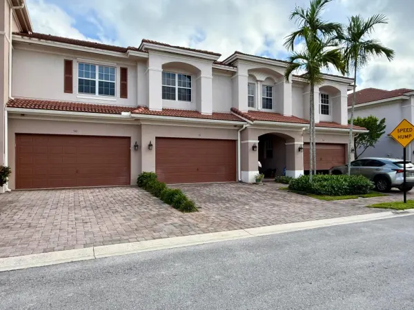 51 Lancaster Road, Boynton Beach, FL 33426