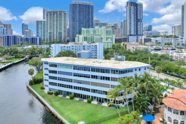 818 SE 4th Street 505, Fort Lauderdale, FL 33301