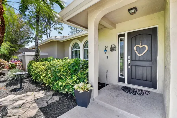 12206 Temple Boulevard, The Acreage, FL 33412