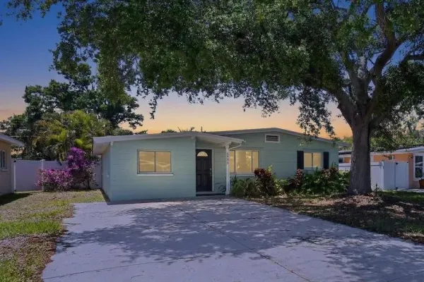 3300 Kingston Street N, St Petersburg, FL, 33713