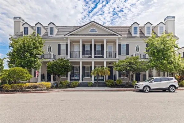 125 Commonwealth Court N, St Petersburg, FL, 33716