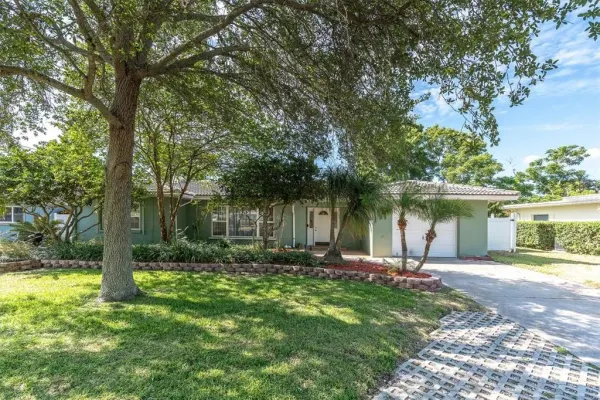 29 Southwind Drive, Belleair Bluffs, FL, 33770