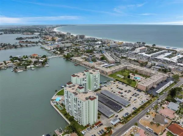 400 64th Avenue, Unit 907 W, St Pete Beach, FL, 33706
