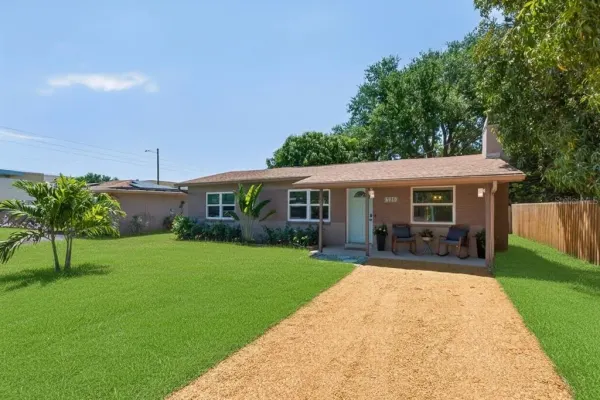 5810 7th Avenue S, Gulfport, FL, 33707