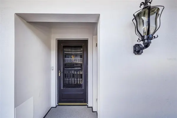 139 Bluff View Drive, Unit 305, Belleair Bluffs, FL, 33770