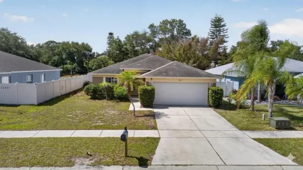 12015 Cedarfield Drive, Riverview, FL, 33579