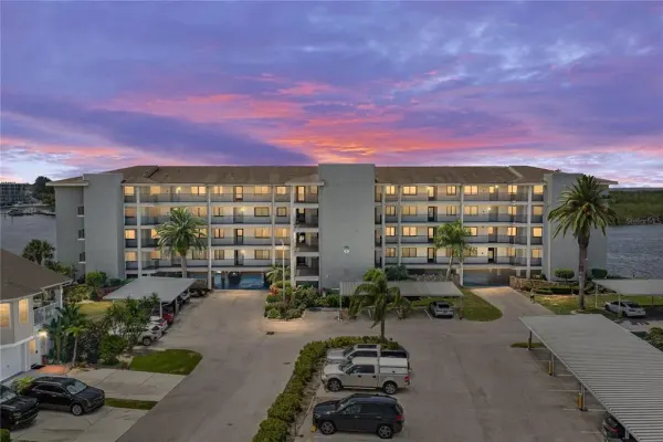 8150 Brent Street, Unit 725, Port Richey, FL, 34668