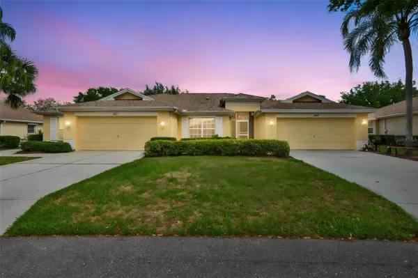 2249 Worthington Greens Drive, Unit 6, Sun City Center, FL, 33573