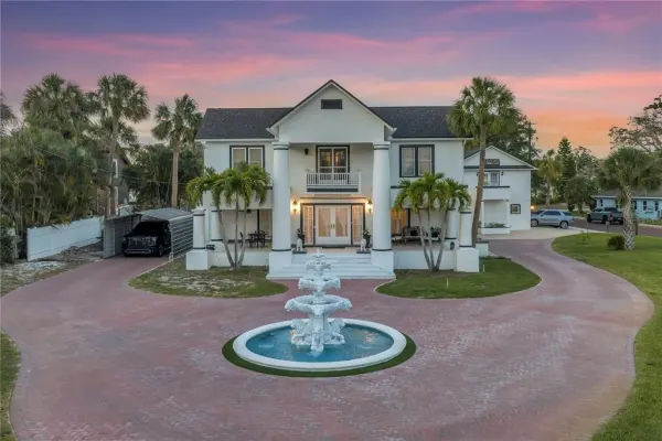208 N Spring Boulevard, Tarpon Springs, FL, 34689