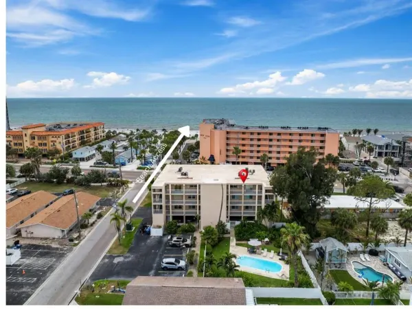 1005 Gulf Boulevard, Unit 10, Indian Rocks Beach, FL, 33785