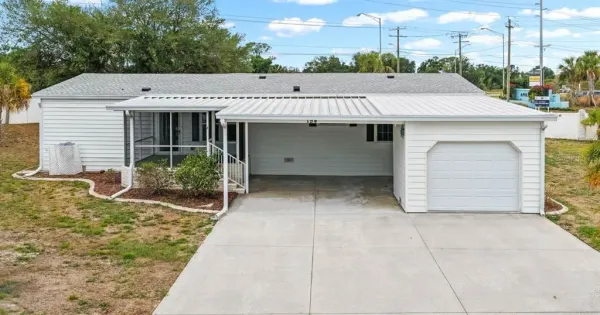 194 S Port Royal Lane, Apollo Beach, FL, 33572