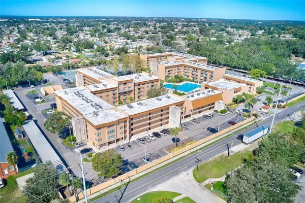 5820 N Church Avenue, Unit 105, Tampa, FL, 33614