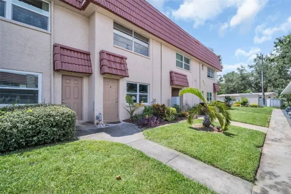10036 63rd Avenue N, Unit 6, St Petersburg, FL, 33708