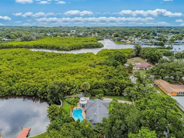 3225 Rosery Road NE, Largo, FL, 33771