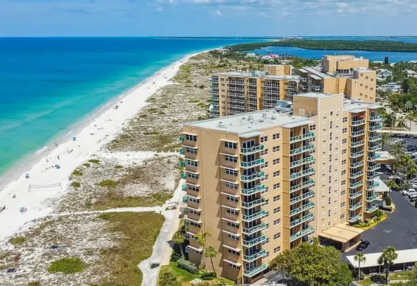 880 Mandalay Avenue, Unit C513, Clearwater Beach, FL, 33767