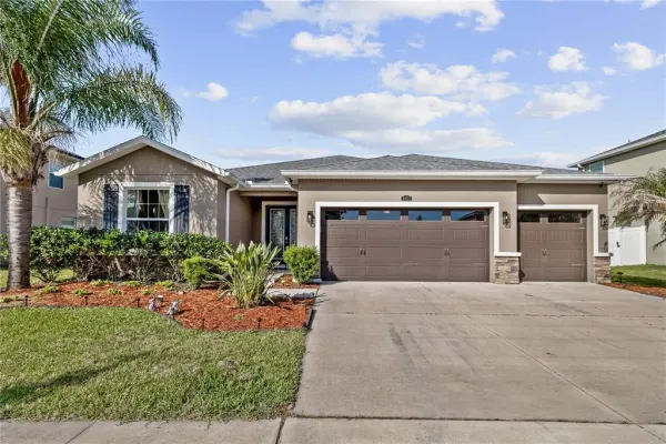 5453 Suncatcher Drive, Wesley Chapel, FL, 33545