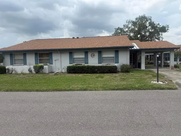 508 Foxglove Circle, Unit B, Sun City Center, FL, 33573