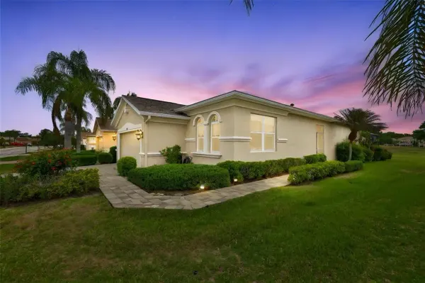 1907 Sterling Glen Court, Sun City Center, FL, 33573