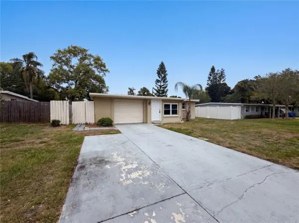 10463 110th Avenue, Largo, FL, 33773