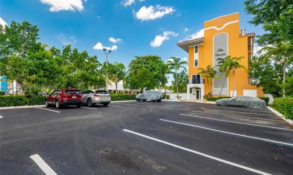 Address Withheld, Dania Beach, FL 33004