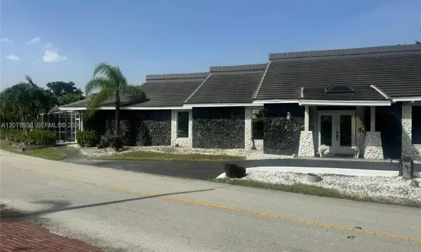 Address Withheld, Tamarac, FL 33319