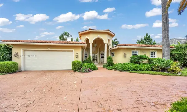 2523 SE 13th Street, Pompano Beach, FL 33062
