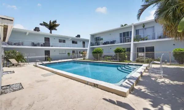 725 Hummingbird Way, Unit 109, North Palm Beach, FL, 33408