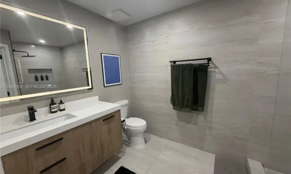 16676 Hemingway Drive, Weston, FL, 33326