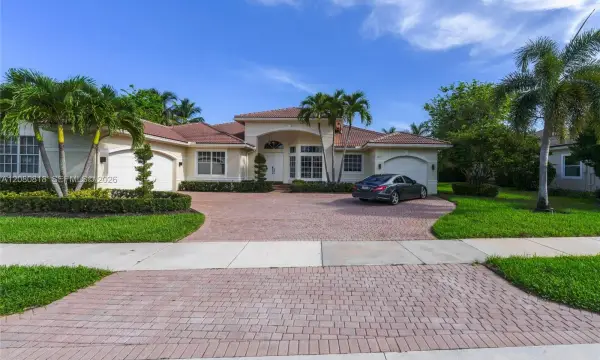 15317 SW 35th Street, Davie, FL 33331