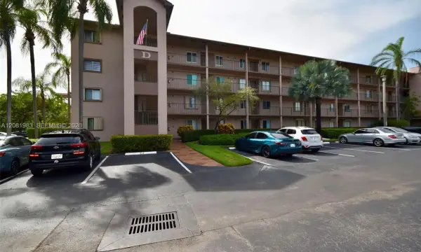 1650 SW 124th Terrace 102d, Pembroke Pines, FL 33027