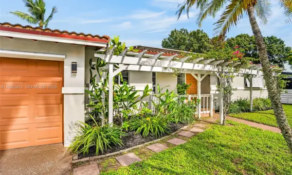 2100 SW 23rd Terrace, Fort Lauderdale, FL 33312