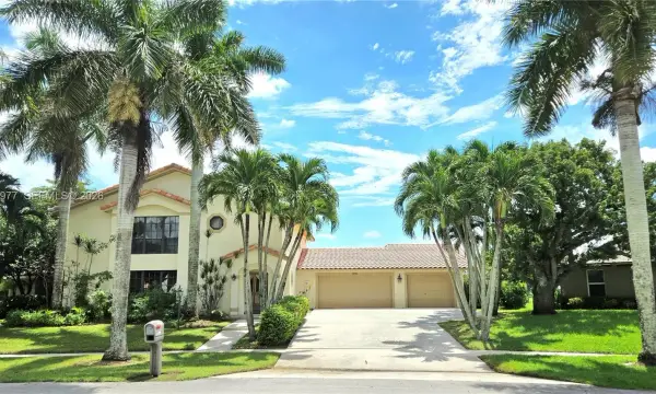 12724 Westport Circle, Wellington, FL 33414
