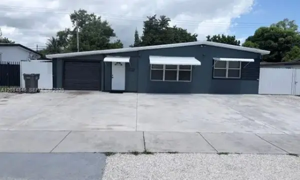 3611 SW 40th Street, West Park, FL 33023
