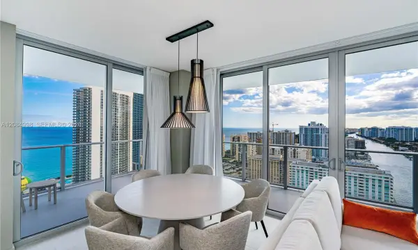 4010 S Ocean Drive R1609, Hollywood, FL 33019