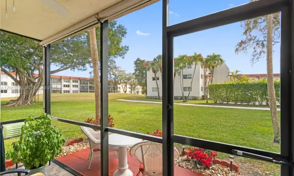 691 S Hollybrook Drive 26-105, Pembroke Pines, FL 33025