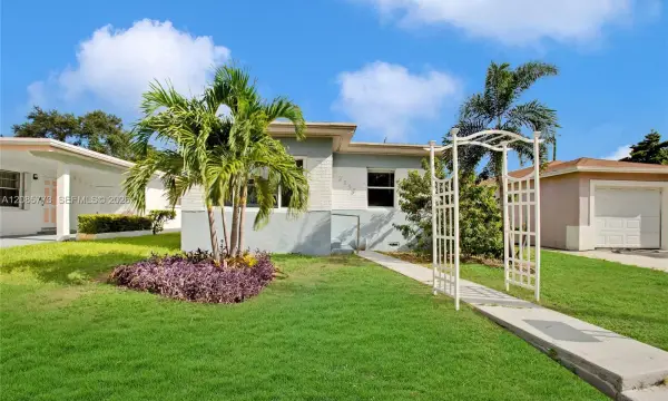 2315 Hope Street, Hollywood, FL 33020