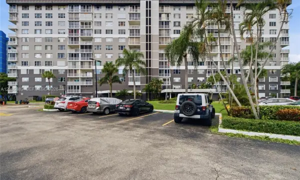 3850 Washington Street 808, Hollywood, FL 33021