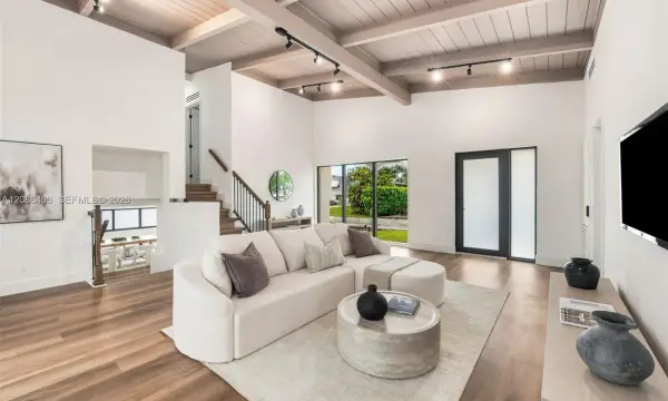 2412 Sugarloaf Lane, Fort Lauderdale, FL 33312