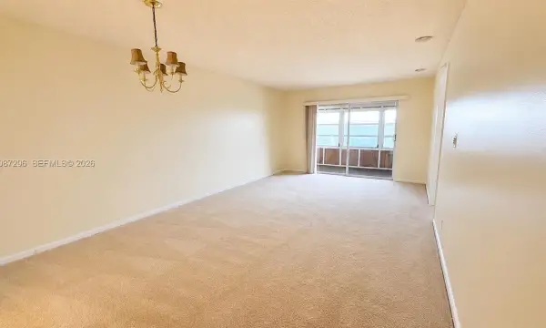 12900 SW 13th Street 413e, Pembroke Pines, FL 33027