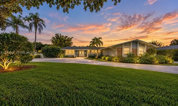 4391 SW 77th Avenue, Davie, FL 33328