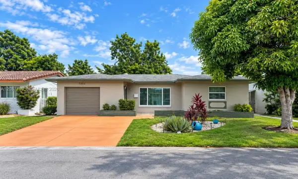 7303 NW 59th Street, Tamarac, FL 33321