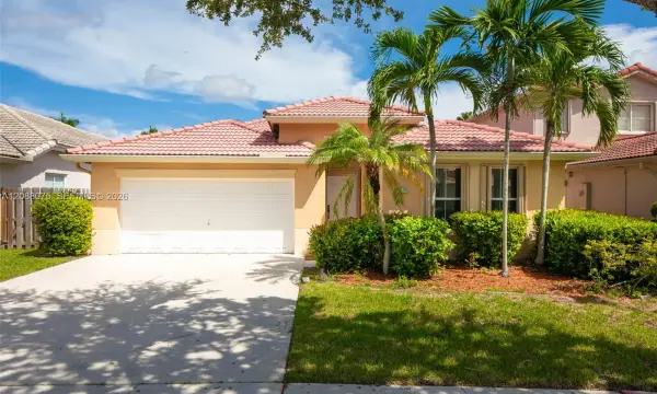 13945 S Cypress Cove Circle, Davie, FL 33325