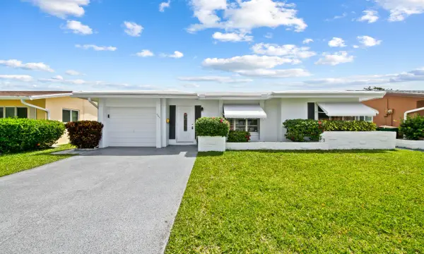 4524 NW 43rd Avenue, Tamarac, FL 33319